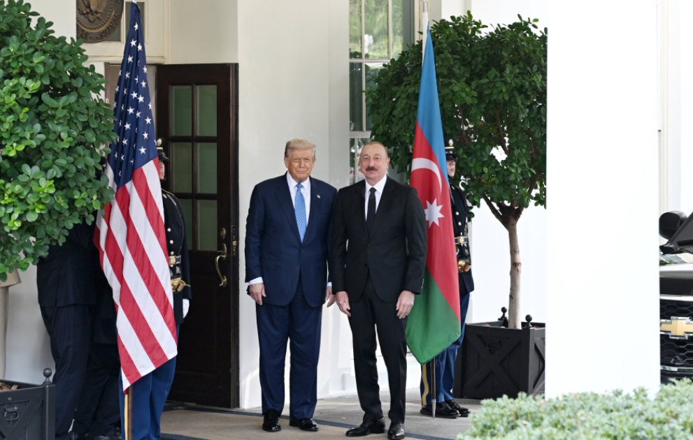 Prezident İlham Əliyev Ağ Evə gəldi YENİLƏNİB VİDEO