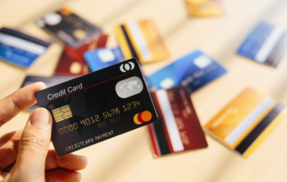 Kredit kartları ilə bağlı yeni tələblər müəyyən edilib VİDEO