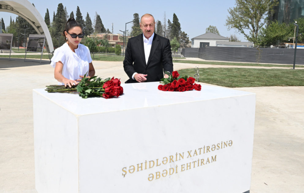President Ilham Aliyev and First Lady Mehriban Aliyeva reviewed construction work at Ganja Memorial Complex VIDEO