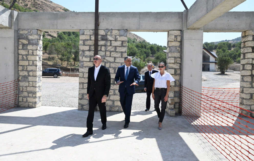 President Ilham Aliyev and First Lady Mehriban Aliyeva inspected construction of Hajikend recreation complex VIDEO