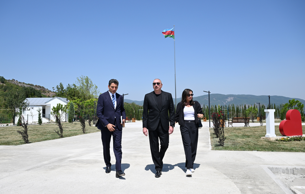 Ağdərənin Kolatağ kəndində fərdi evlərin və infrastrukturun bərpası sahəsində görülən işlərlə tanışlıq YENİLƏNİB  VİDEO