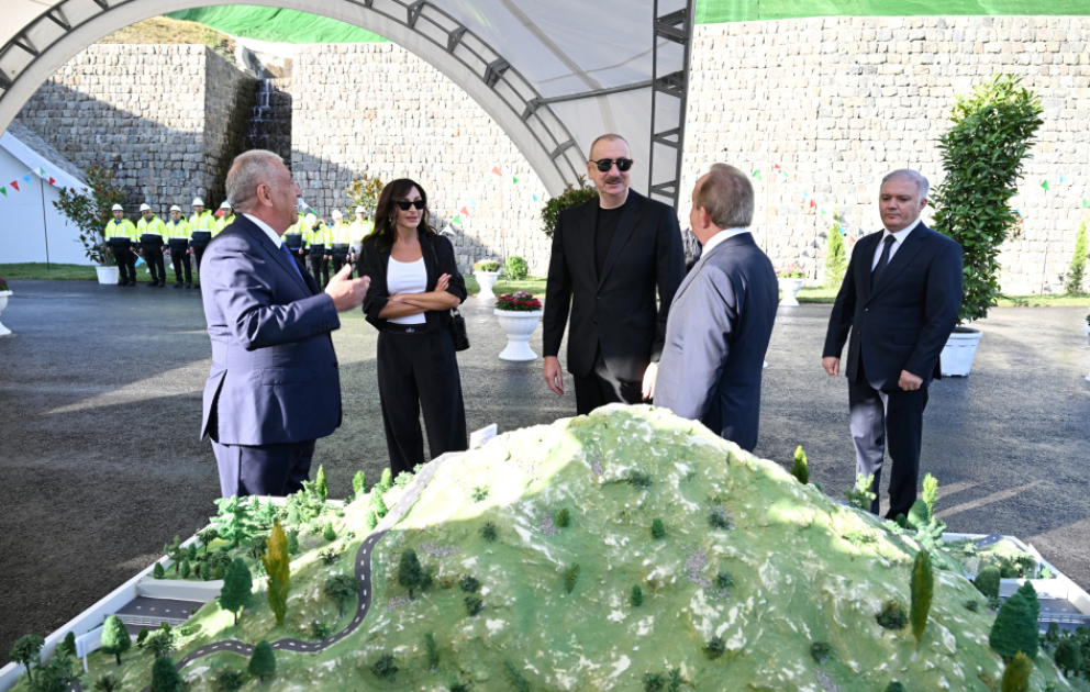 President Ilham Aliyev and First Lady Mehriban Aliyeva inspected progress of construction on Toganali-Kalbajar-Istisu highway VIDEO