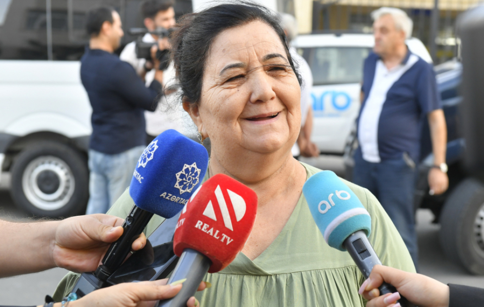 Xıdırlı sakini: Çox xoşbəxtəm ki, 65 yaşımda öz doğma kəndimə qayıdıram VİDEO