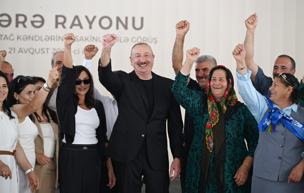 President Ilham Aliyev and First Lady Mehriban Aliyeva met with residents of Vangli and Kolatag villages in Aghdara VIDEO