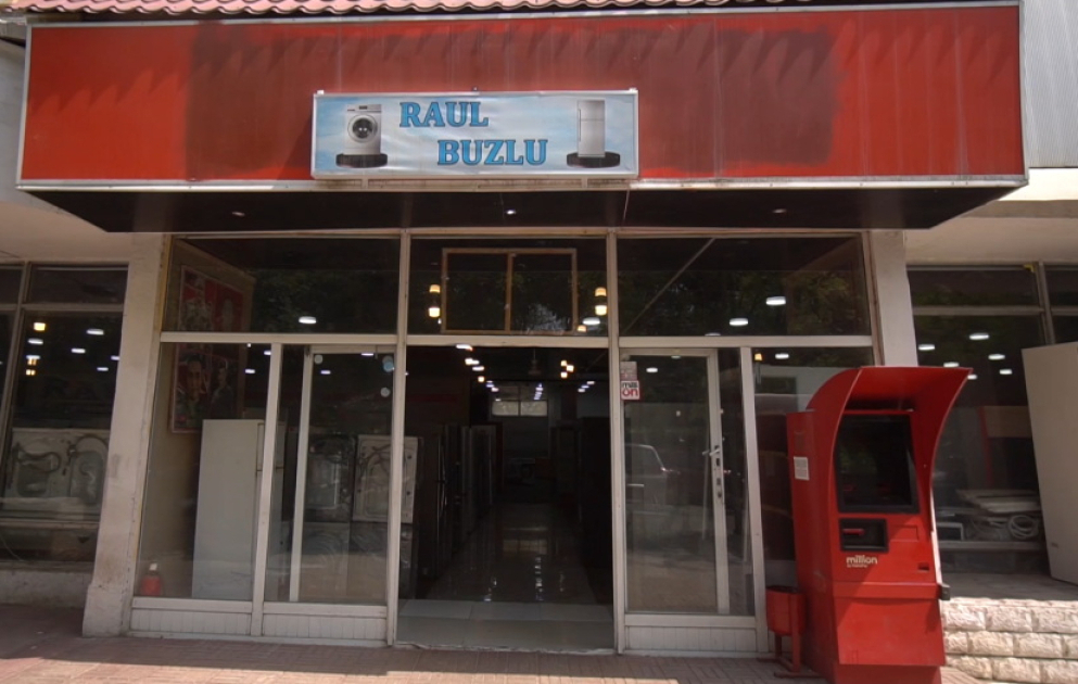 Nizami rayonunda yanğın təhlükəli mağazanın fəaliyyəti dayandırılıb VİDEO