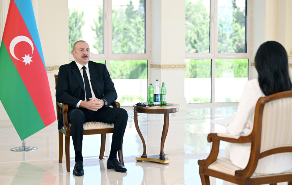 Президент: Мы считаем, что самая большая угроза для мусульманского мира – это межконфессиональное разделение ВИДЕО