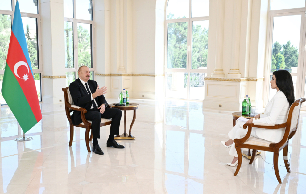 Präsident Ilham Aliyev im Interview für den TV-Sender Al-Arabiya  AKTUALISIERT VIDEO