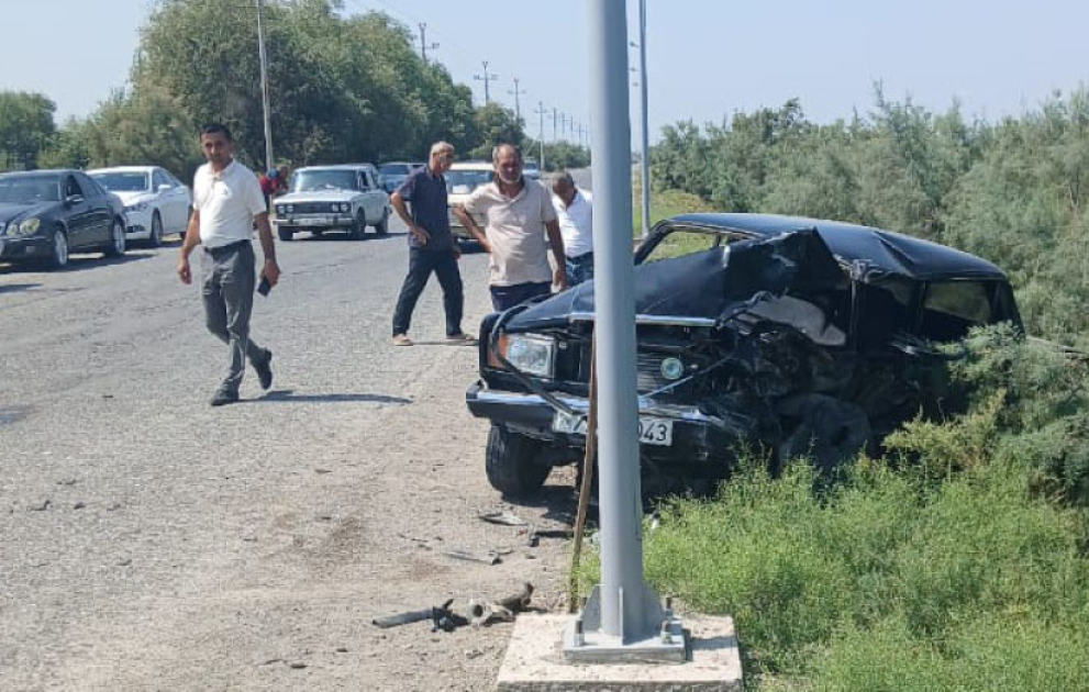 Sabirabadda minik avtomobillərinin toqquşması nəticəsində 1 nəfər ölüb, 5-i yaralanıb VİDEO