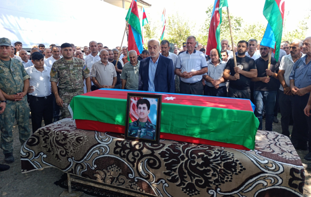 Birinci Qarabağ müharibəsinin itkin şəhidi Rizvan Hacıyev Kürdəmirdə dəfn edilib VİDEO