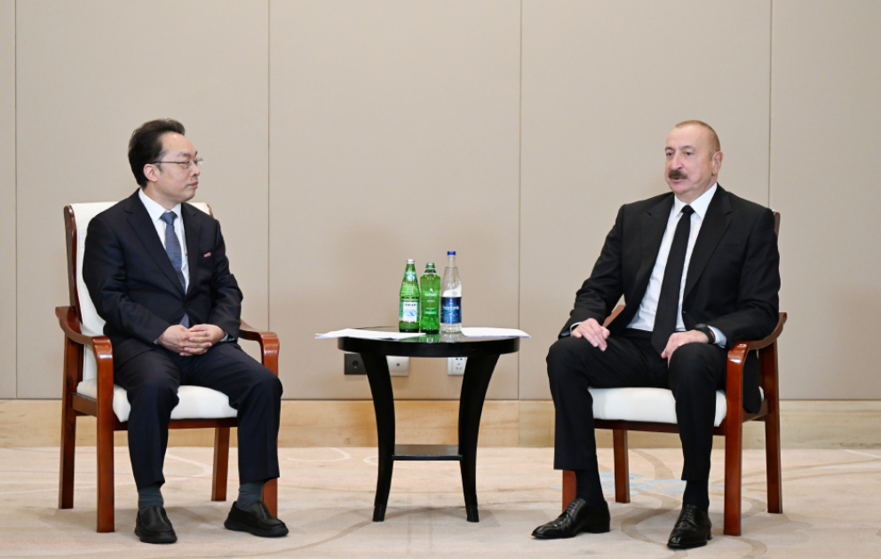 Prezident İlham Əliyev Tiencində "CETC" korporasiyasının baş direktoru ilə görüşüb VİDEO