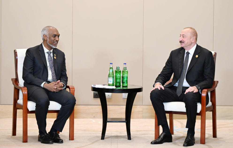 Azerbaijani President Ilham Aliyev met with Maldivian President in Tianjin VIDEO