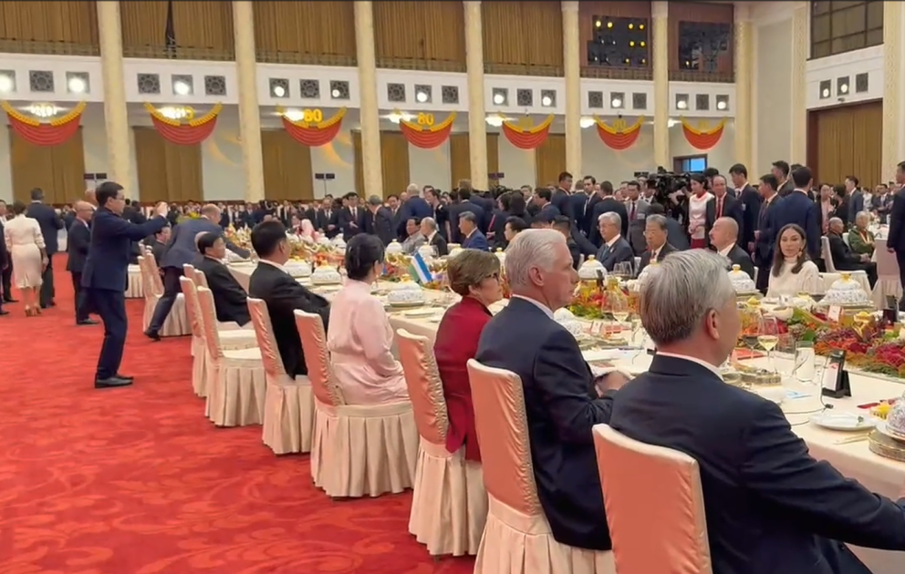 Reception was held in Beijing in honor of the heads of delegations and their spouses participating in the parade  President of Azerbaijan Ilham Aliyev attended the event VIDEO