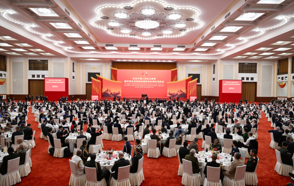 Empfang zu Ehren der Delegationsleiter und ihrer Ehepartnerinnen in Peking veranstaltetPräsident Aserbaidschans Ilham Aliyev nimmt an Veranstaltung teil VIDEO