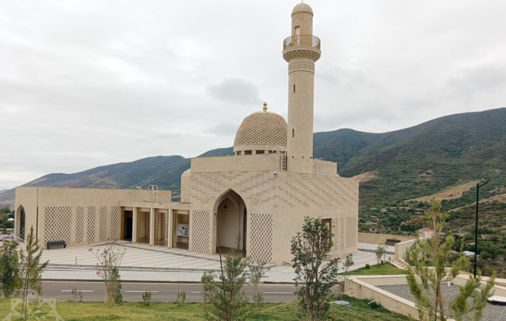 Hadrutda istifadəyə verilən məscid həm də dirçəlişin rəmzidir VİDEO