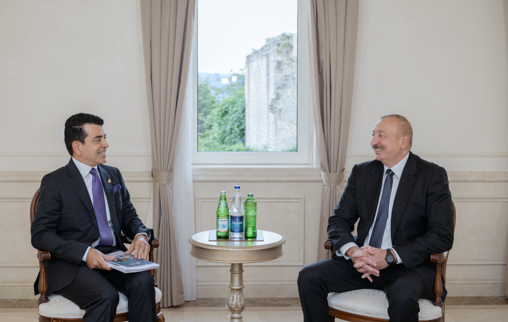 Präsident Ilham Aliyev empfängt ICESCO-Generaldirektor VIDEO