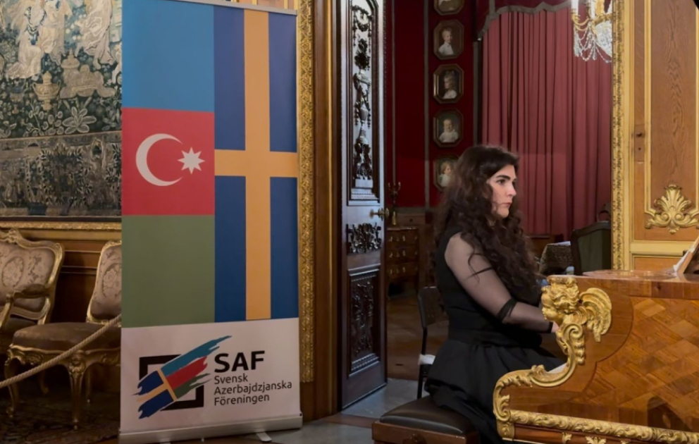 İsveçdə Üzeyir Hacıbəylinin yubileyinə həsr olunmuş “Şimal və Şərqin harmoniyası” adlı konsert keçirilib VİDEO