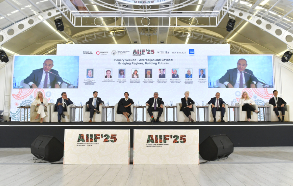 Bakıda 1-ci Azərbaycan Beynəlxalq İnvestisiya Forumu keçirilir VİDEO