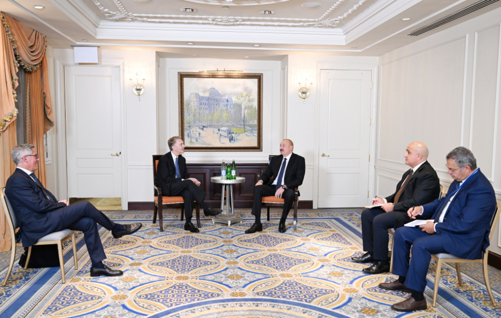 Le président Ilham Aliyev rencontre le PDG de Brookfield Asset Management à New York VIDEO