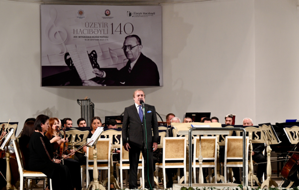 Azərbaycan Dövlət Akademik Filarmoniyasında konsert - Üzeyir Hacıbəyli və Türk dünyasının musiqisi VİDEO