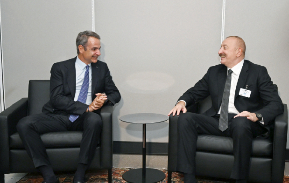 Präsident Ilham Aliyev trifft griechischen Premierminister im UN-Hauptquartier in New York AKTUALISIERT VIDEO