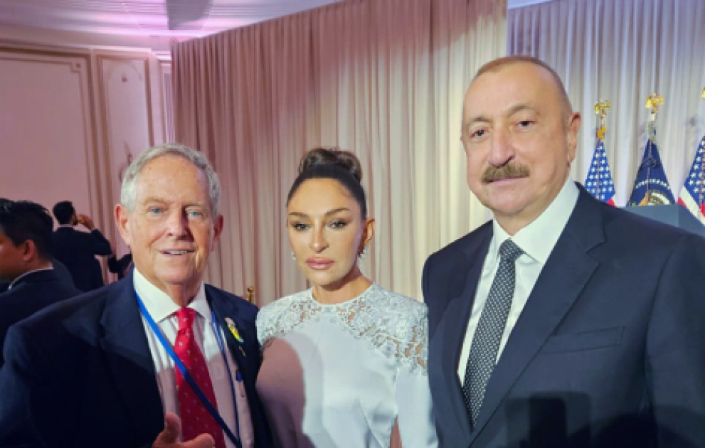 Prezident İlham Əliyev və birinci xanım Mehriban Əliyeva BMT Baş Assambleyasının 80-ci sessiyası ilə əlaqədar rəsmi qəbulda iştirak ediblər VİDEO