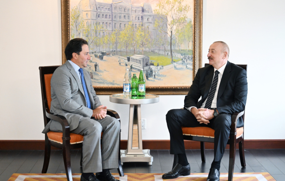 Präsident Ilham Aliyev trifft in New York Mitbegründer und CEO von Ares Management AKTUALISIERT VIDEO