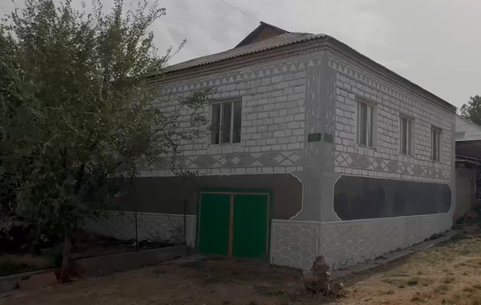 Qazaxıstanda Ağdam daşından tikilmiş Ağ ev VİDEO