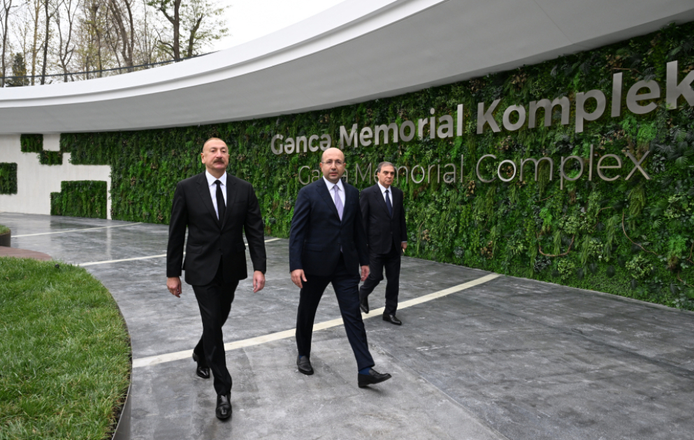 Ilham Aliyev participe à l’inauguration du Complexe mémorial de Gandja VIDEO