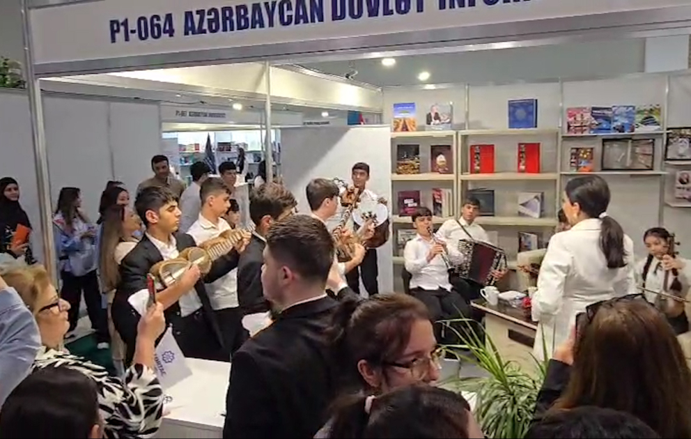 AZƏRTAC-ın stendində “Qarabağ” rüzgarı əsdi... VİDEO