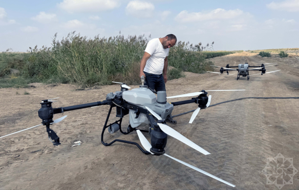 Biləsuvarda ilk dəfə olaraq pambıq sahələrinin becərilməsində dronlardan istifadəyə başlanılıb FOTO VİDEO