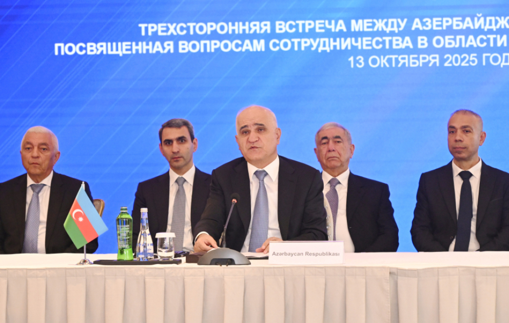 Заместитель премьер-министра: Строительство железнодорожной линии и автодороги Горадиз – Агбенд будет завершено в следующем году ВИДЕО