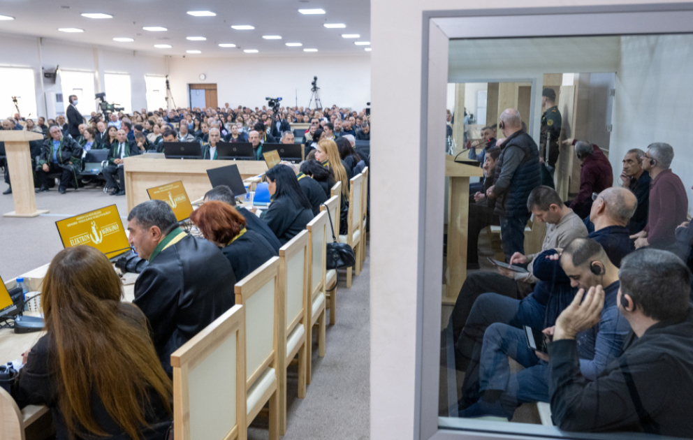 Ermənistan silahlı qüvvələrinin Azərbaycanın mülki vətəndaşlarını qətlə yetirmələri, girov götürmələri ilə bağlı ifadələr elan olunub - MƏHKƏMƏ VİDEO