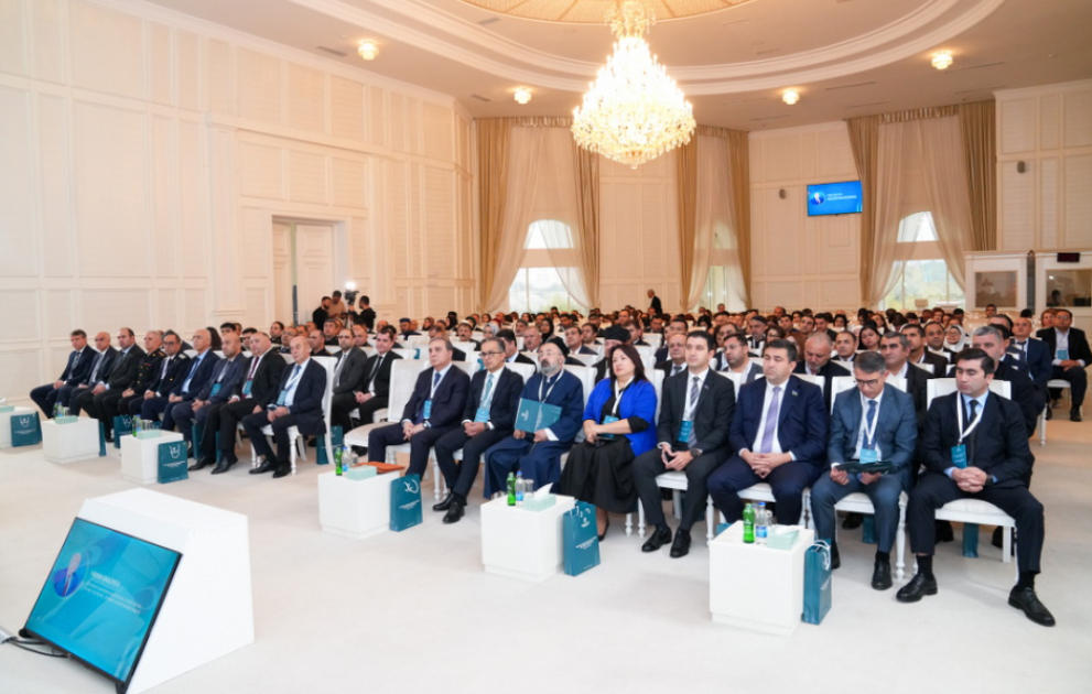 Gəncədə “İnklüziv cəmiyyət quruculuğunda din xadimlərinin rolu” mövzusunda regional konfrans işə başlayıb VİDEO