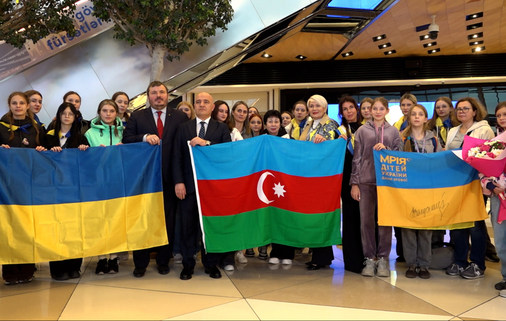 Ukraynadan daha 30 uşaq reabilitasiya xidmətləri ilə təmin edilmək üçün ölkəmizə gətirilib VİDEO