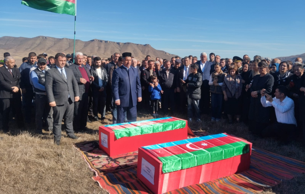 Xocalıda Birinci Qarabağ müharibəsinin iki itkin şəhidi dəfn edilib VİDEO
