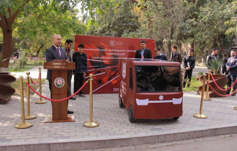 ATU-da ilk süni intellekt əsaslı ağıllı elektrik avtomobili təqdim olunub VİDEO