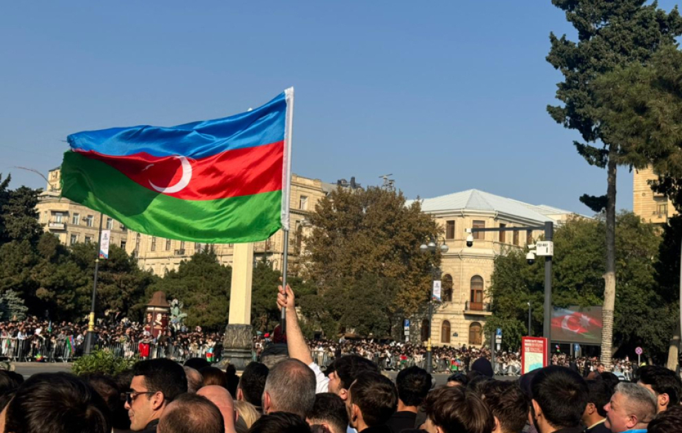 Qürur, sevinc və birlik bayramı –Azərbaycan xalqı Zəfər Gününü qeyd edir VİDEO