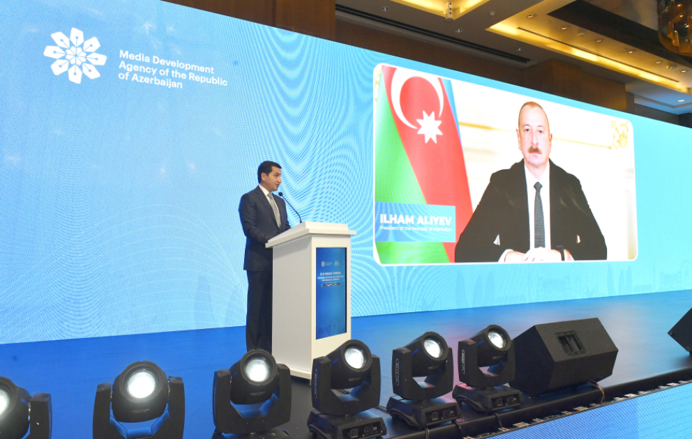 Bakıda D-8 Media Forumunun açılış mərasimi keçirilib YENİLƏNİB  VİDEO