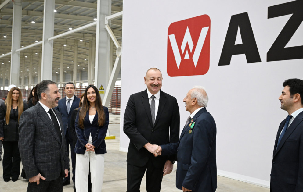 Le président de la République participe à l’inauguration de l’usine de laine de roche AZWOOL VIDEO