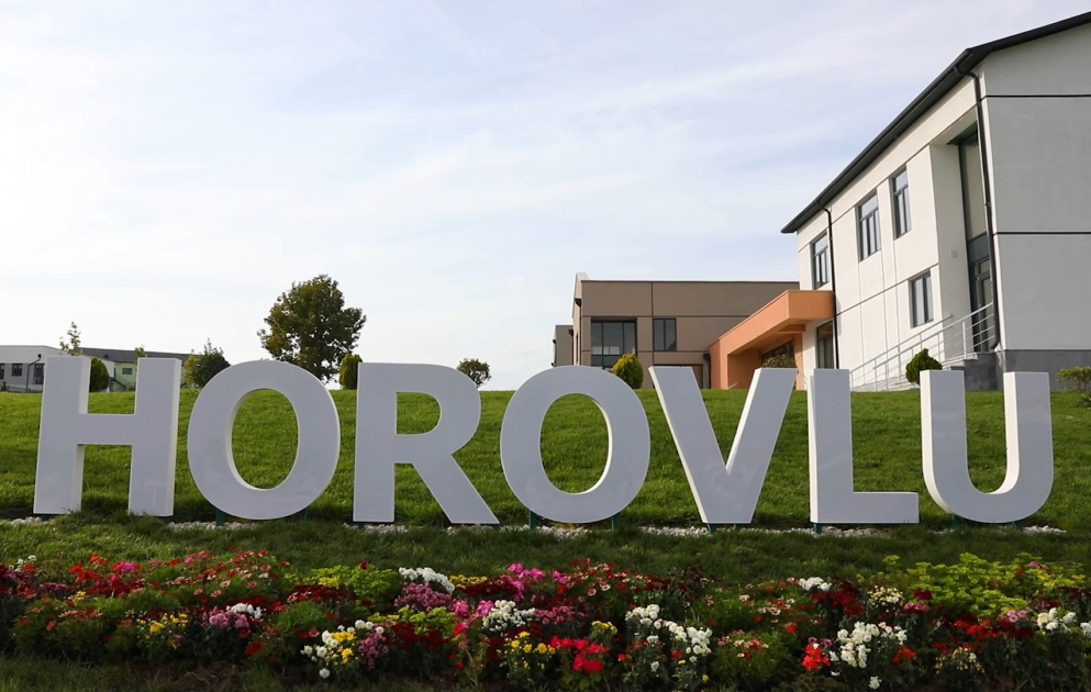 Horovlu kəndində daha 38 ailəyə evlərinin açarları təqdim olunub - YENİLƏNİB  VİDEO