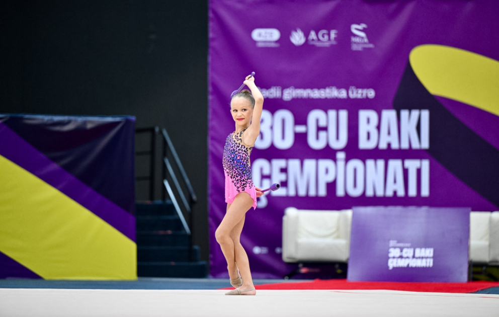 Bədii gimnastika üzrə 30-cu Bakı çempionatı başlayıb VİDEO