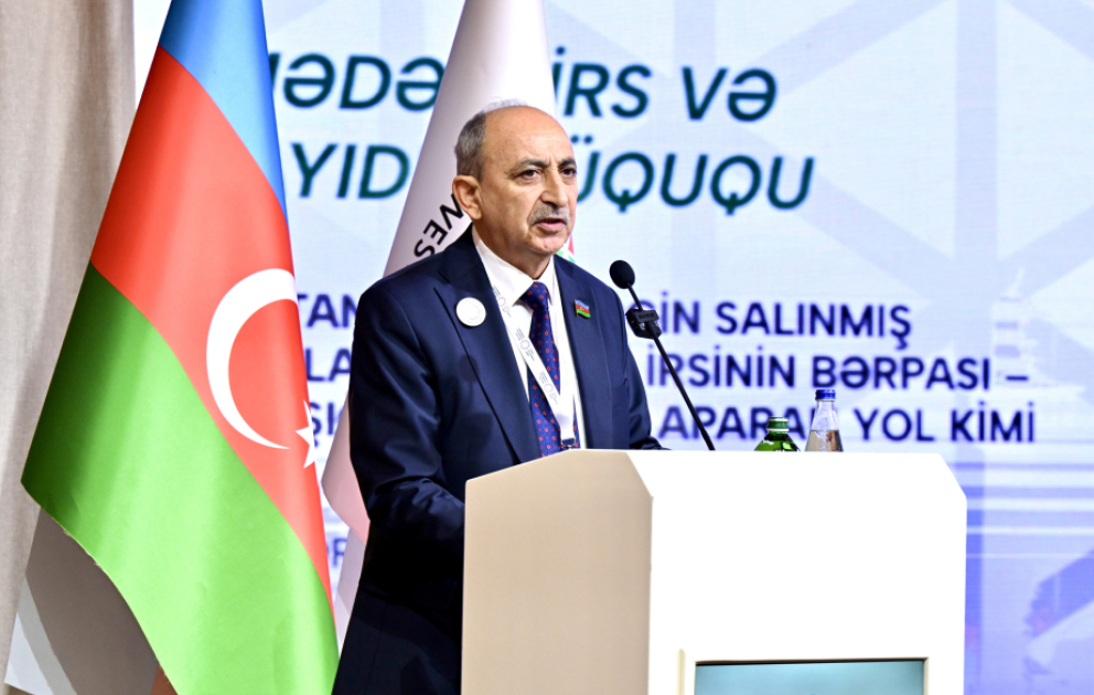 Əziz Ələkbərov: Qayıdış hüququ ilə bağlı beynəlxalq sənədlərdə təsbit olunmuş prinsiplərin həyata keçirilməsini tələb edirik VİDEO