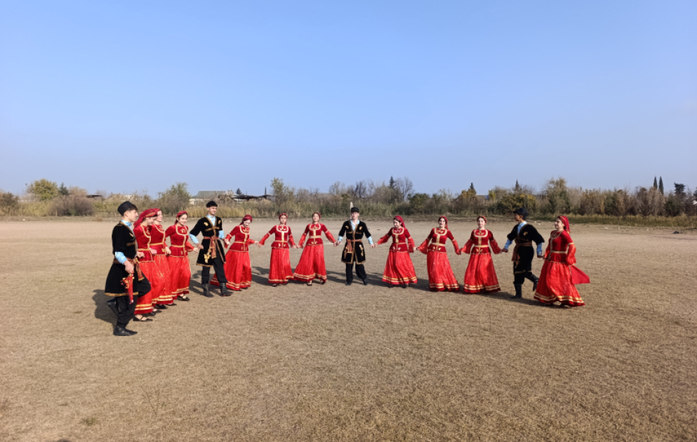 “Adıgün” Folklor kollektivi ənənəni gələcəyə daşıyır VİDEO