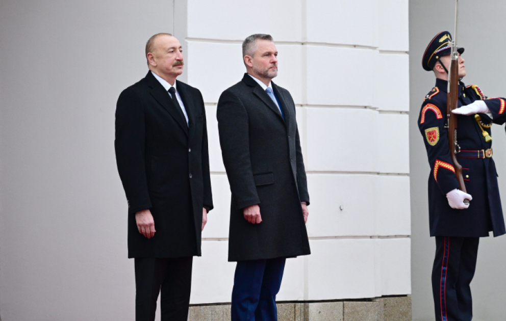Cérémonie d’accueil officiel du président azerbaïdjanais à Bratislava VIDEO