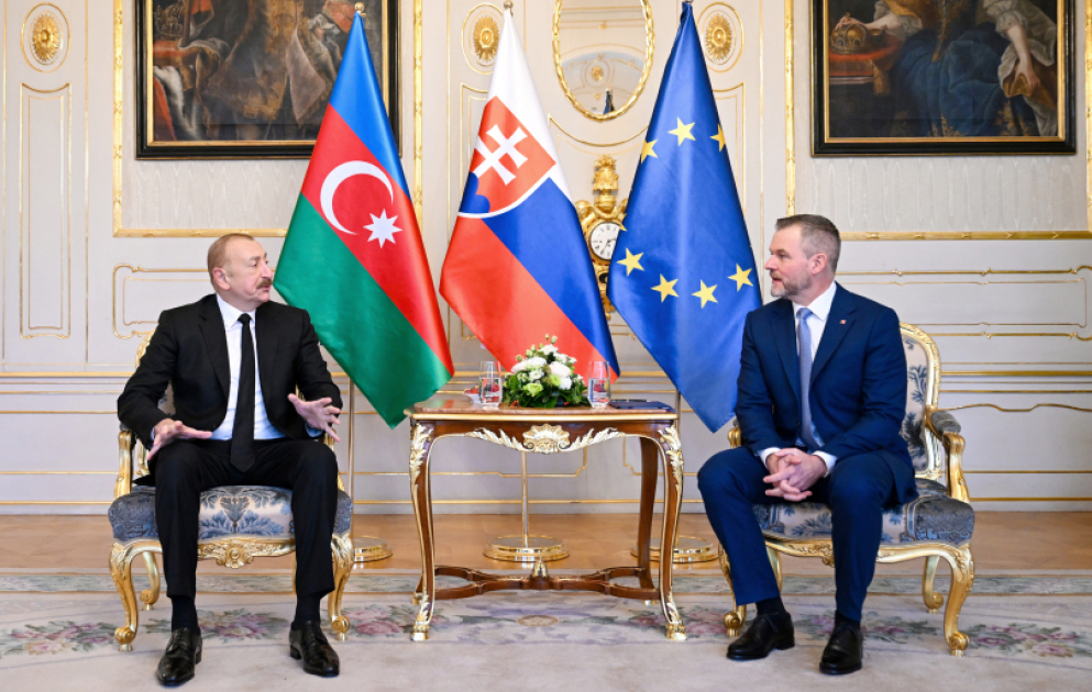 Entretien en tête-à-tête des présidents azerbaïdjanais et slovaque VIDEO