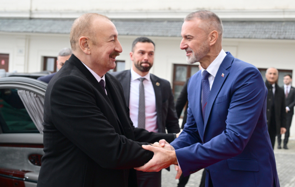 Prezident İlham Əliyevin Slovakiya Milli Şurasının sədri ilə təkbətək və geniş tərkibdə görüşləri olub YENİLƏNİB  VİDEO
