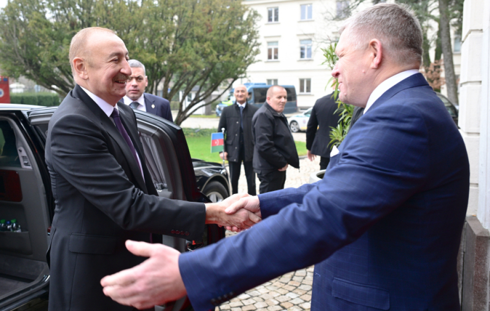 President of Azerbaijan Ilham Aliyev held one-on-one meeting with Prime Minister of Slovakia VIDEO