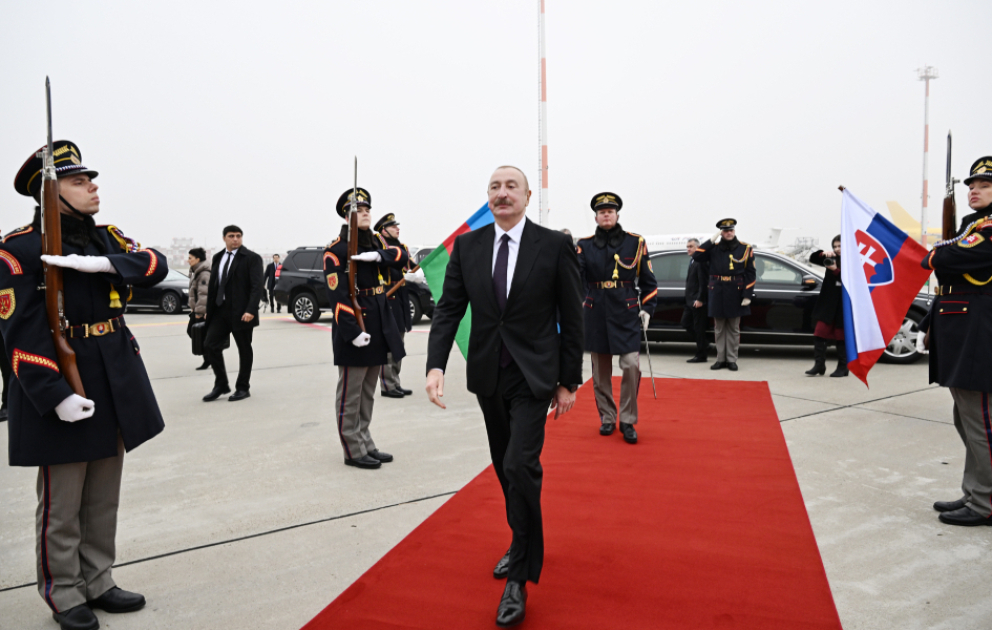 Prezident İlham Əliyevin Slovakiyaya rəsmi səfəri başa çatıb VİDEO