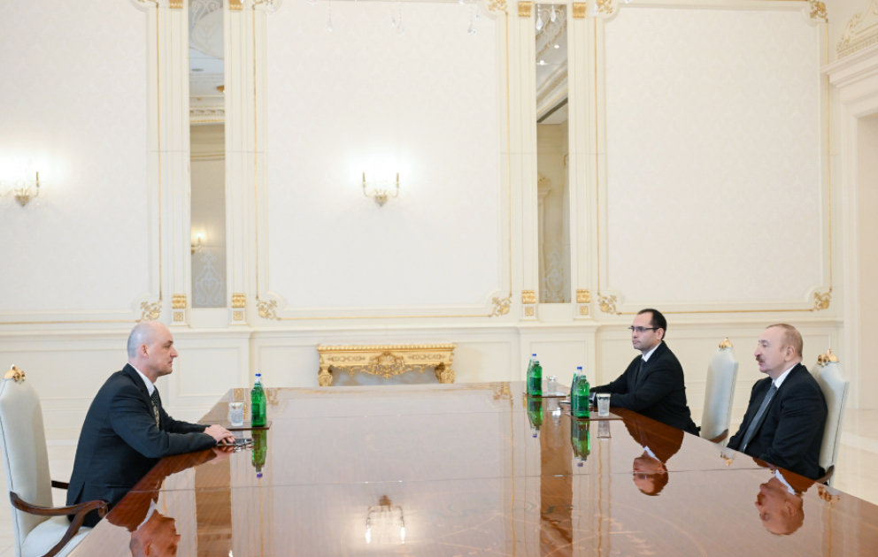 Präsident Ilham Aliyev empfängt Präsidenten von John Deere für GUS und Zentralasien AKTUALISIERT VIDEO