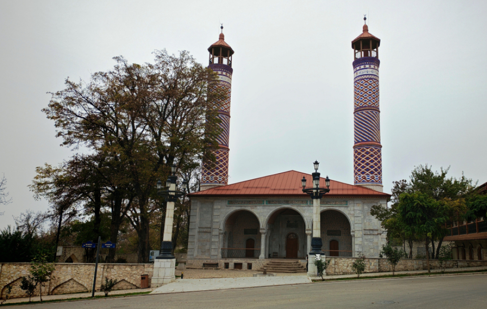 Perle der Architektur von Karabach – Yukhari-Govhar-Agha-Moschee VIDEO